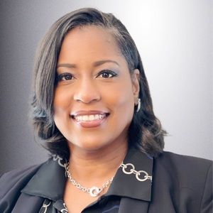 Meet your Posher, Ursula